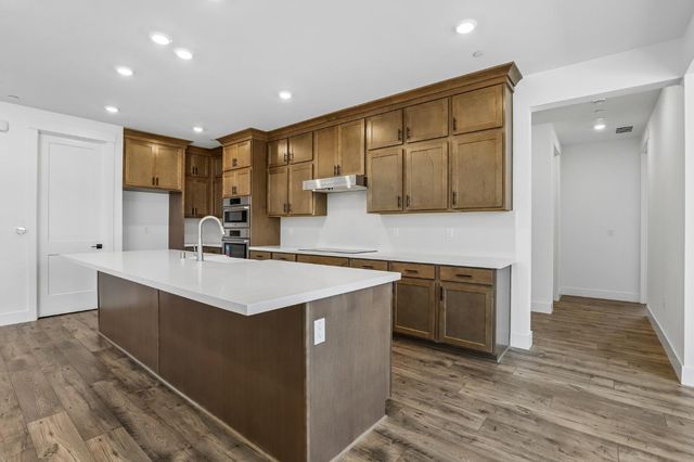 8969 Wickstrom Dr, Orangevale, CA 95662