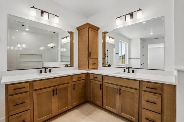 8969 Wickstrom Dr, Orangevale, CA 95662