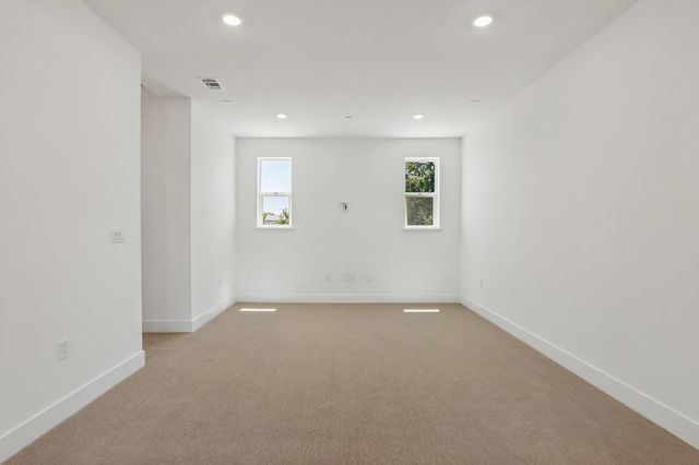 8969 Wickstrom Dr, Orangevale, CA 95662