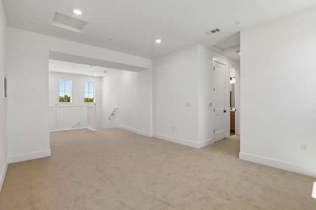 8969 Wickstrom Dr, Orangevale, CA 95662