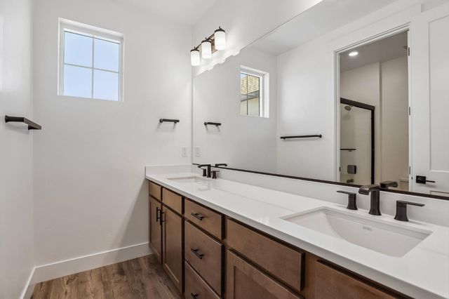 8969 Wickstrom Dr, Orangevale, CA 95662
