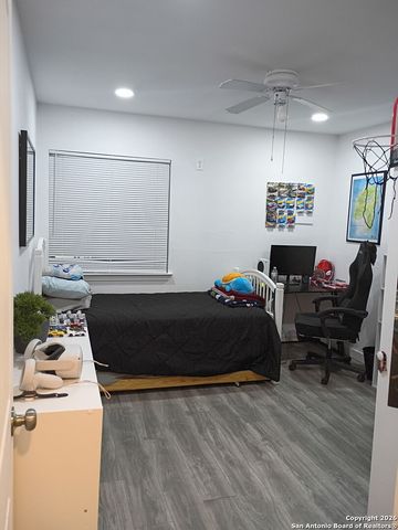 6723 raintree, San Antonio, TX 78233