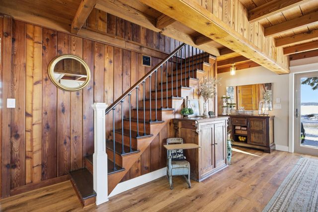 611 N Shore Drive, Detroit Lakes, MN 56501