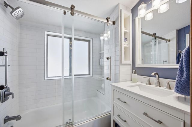 611 N Shore Drive, Detroit Lakes, MN 56501