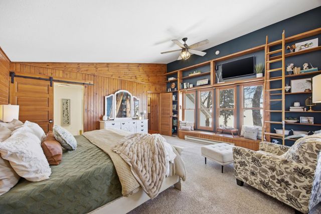 611 N Shore Drive, Detroit Lakes, MN 56501