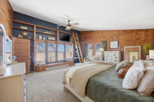 611 N Shore Drive, Detroit Lakes, MN 56501