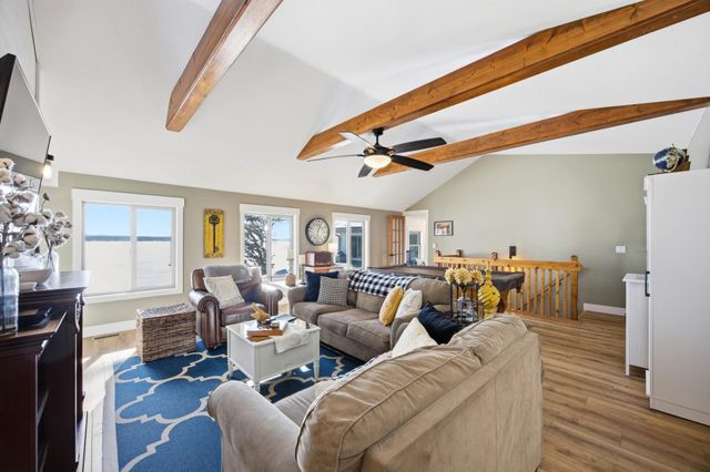 611 N Shore Drive, Detroit Lakes, MN 56501