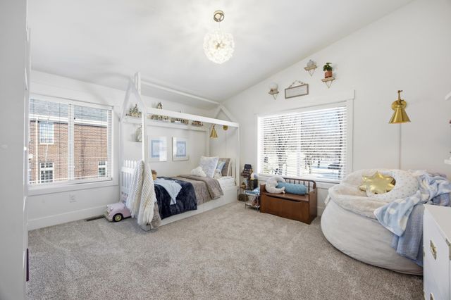 611 N Shore Drive, Detroit Lakes, MN 56501