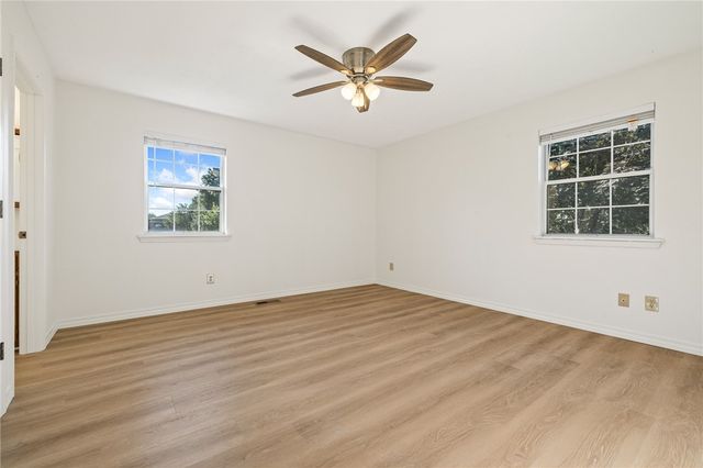 3 Rock Springs Court, Harrison, AR 72601
