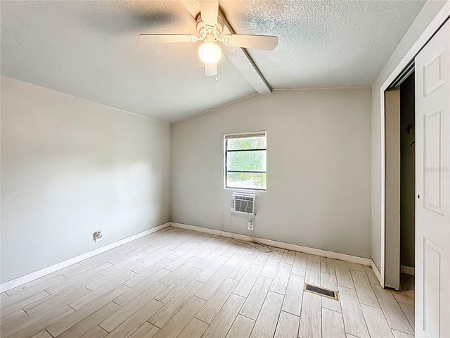 9059 SALEM ROAD, St Cloud, FL 34773