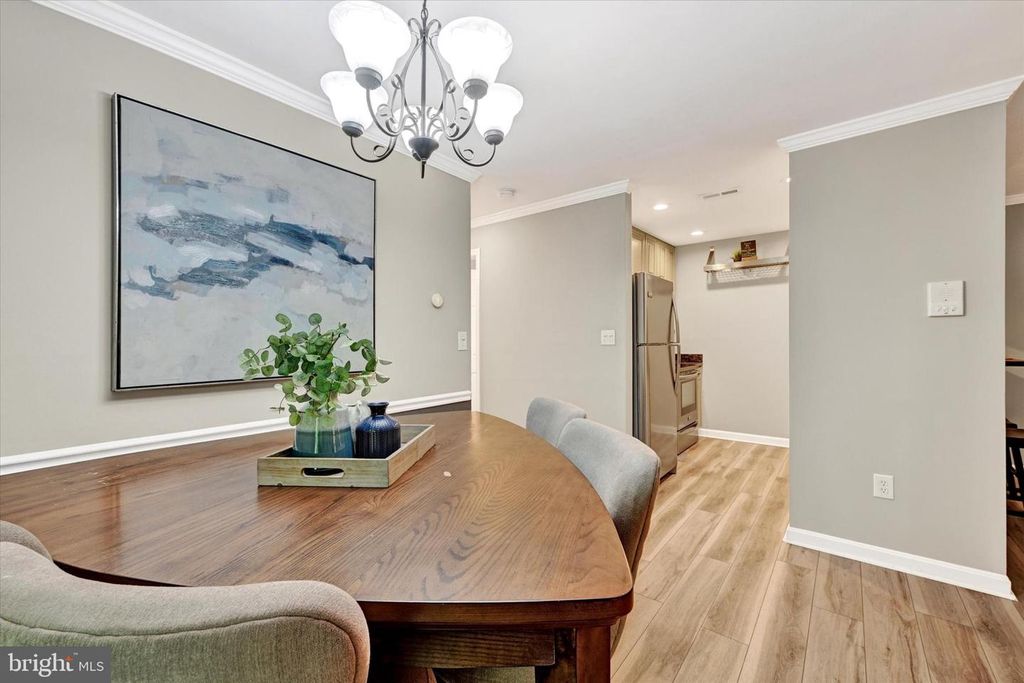 Image 11 of property listing at 6701 RAPID WATER WAY #204, Glen Burnie, MD 21060