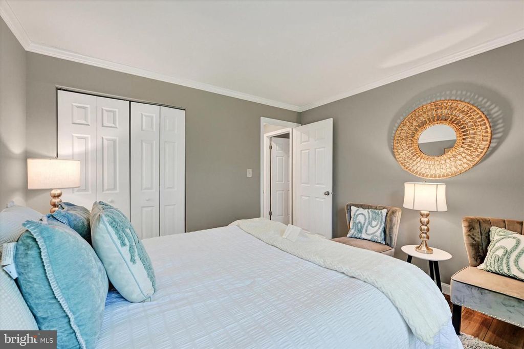 Image 20 of property listing at 6701 RAPID WATER WAY #204, Glen Burnie, MD 21060