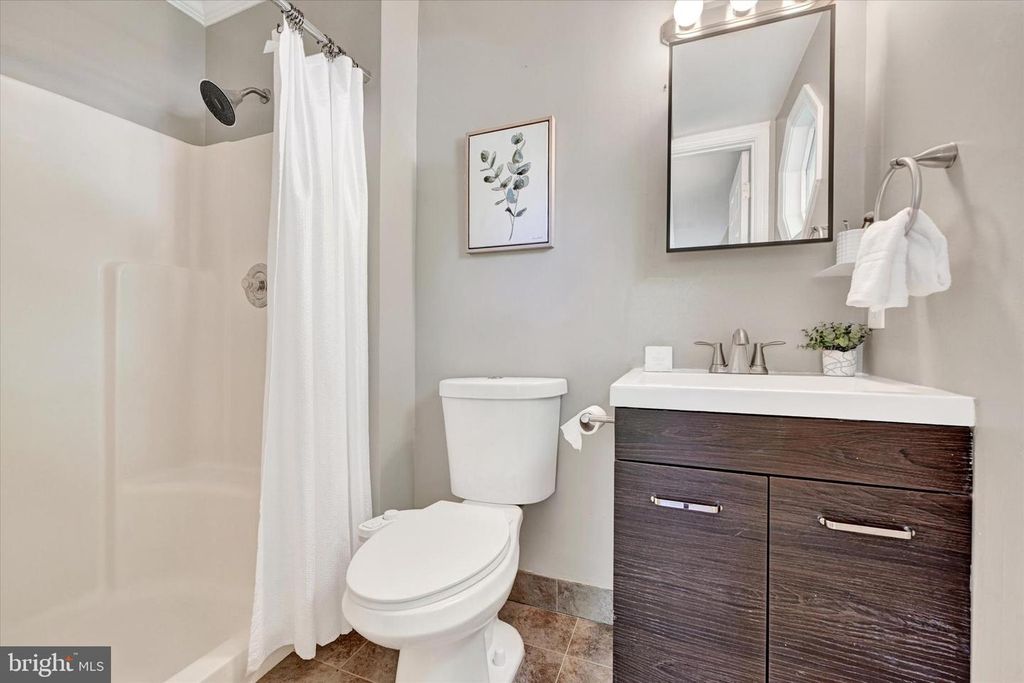 Image 24 of property listing at 6701 RAPID WATER WAY #204, Glen Burnie, MD 21060