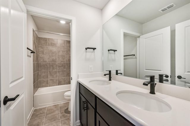 21606 Laggan Cliff Lane, Cypress, TX 77433