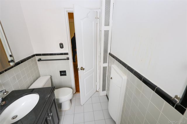 9941 64th Avenue D17, Rego Park, NY 11374