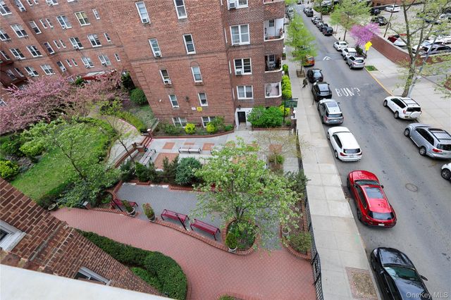 9941 64th Avenue D17, Rego Park, NY 11374