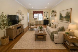 9941 64th Avenue D17, Rego Park, NY 11374