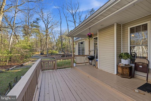 34 HEMLOCK LN, Mineral, VA 23117