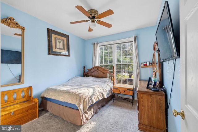 34 HEMLOCK LN, Mineral, VA 23117