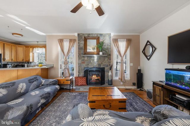 34 HEMLOCK LN, Mineral, VA 23117