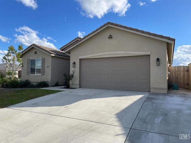 10203 Huslia River Avenue, Bakersfield, CA 93311