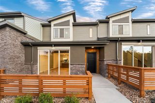 12271 W 58th Court, Arvada, CO 80004