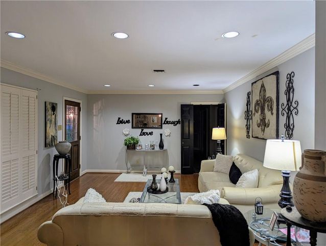 1058 Matterhorn Street, Mobile, AL 36608