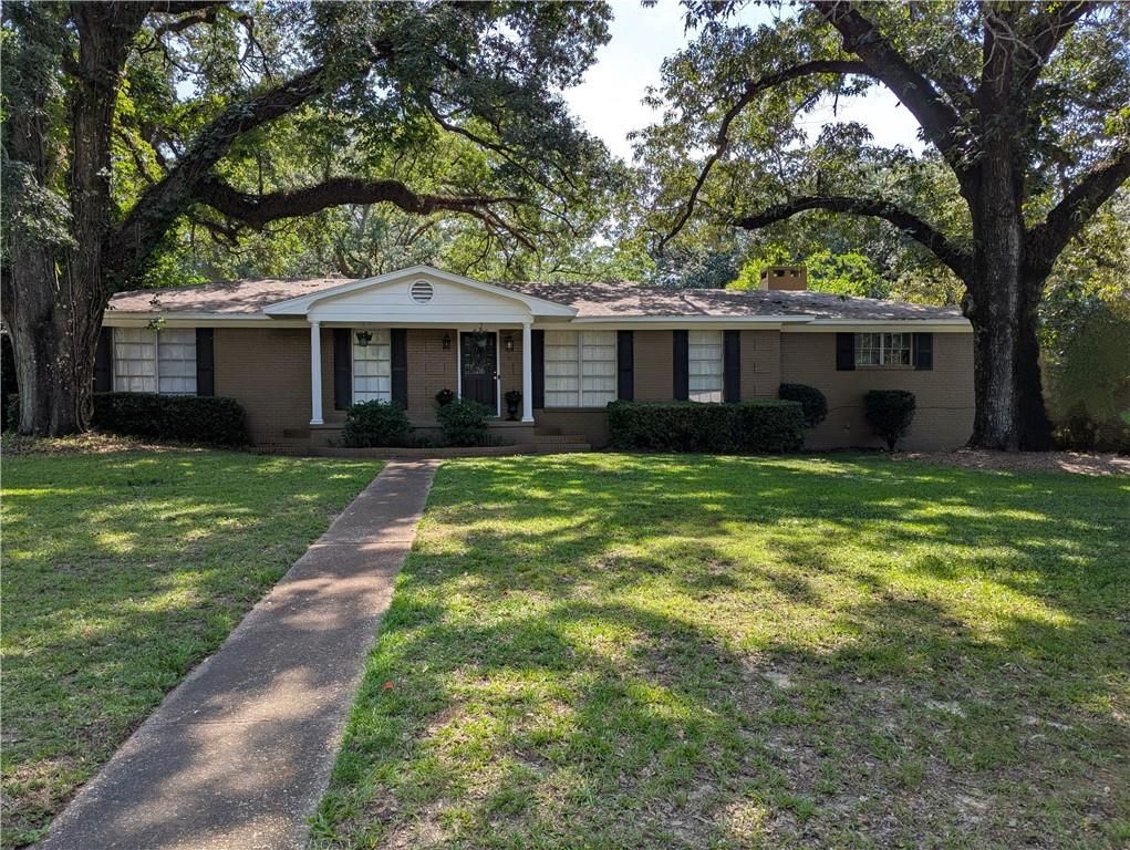 1058 Matterhorn Street, Mobile, AL 36608