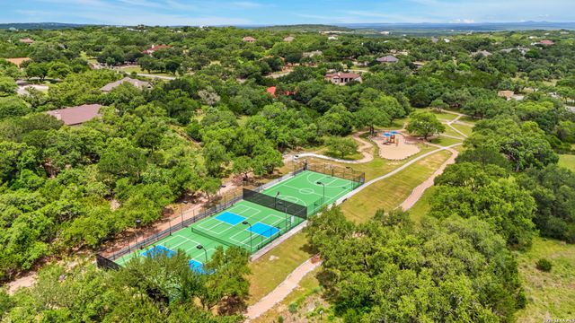 628 LONG MDW, Spring Branch, TX 78070