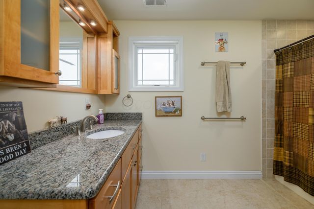 46400 St Rt 160, Vinton, OH 45686