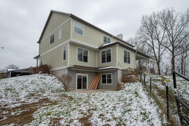 46400 St Rt 160, Vinton, OH 45686