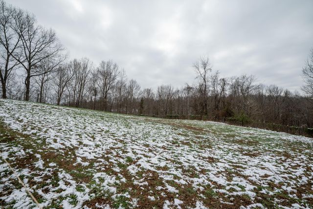 46400 St Rt 160, Vinton, OH 45686