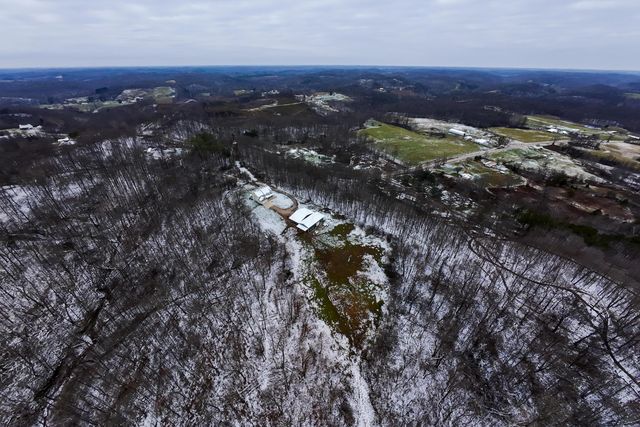 46400 St Rt 160, Vinton, OH 45686