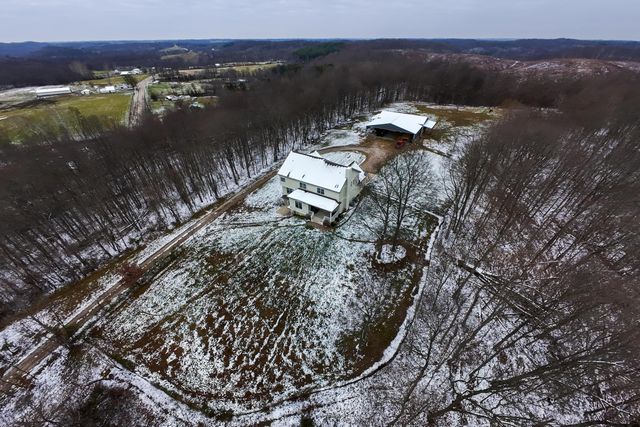 46400 St Rt 160, Vinton, OH 45686