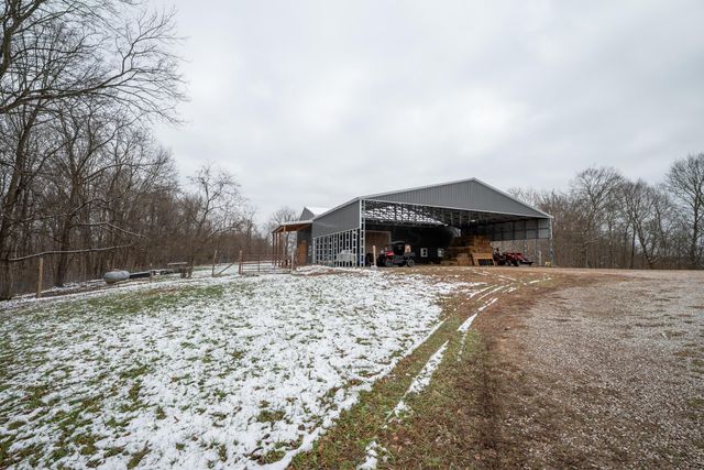 46400 St Rt 160, Vinton, OH 45686