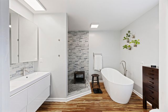 683 Edmonds Drive, Charleston, SC 29412