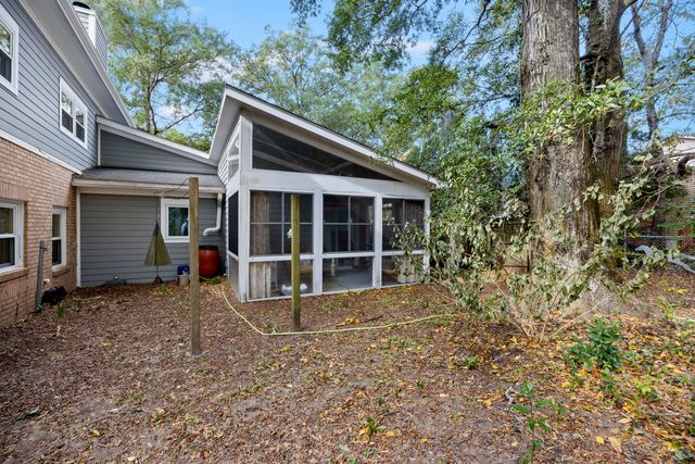 683 Edmonds Drive, Charleston, SC 29412