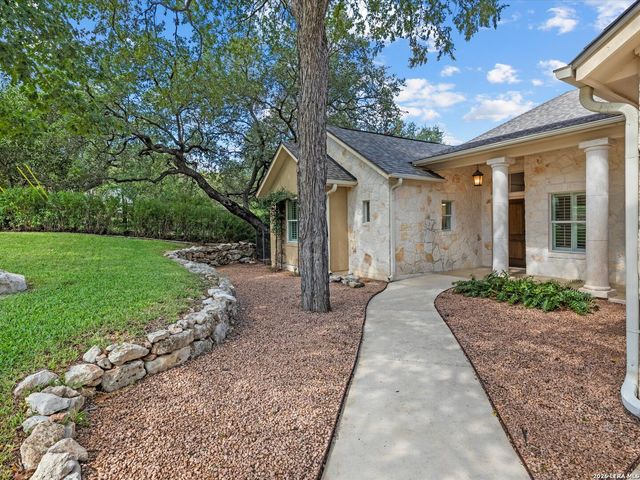 423 Elmwood, New Braunfels, TX 78130