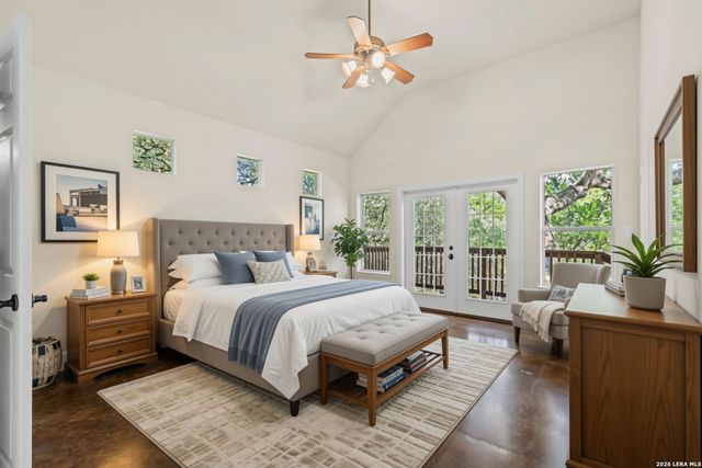 423 Elmwood, New Braunfels, TX 78130