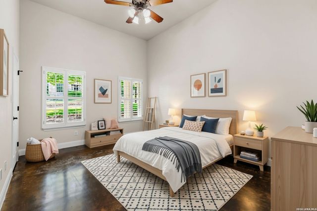 423 Elmwood, New Braunfels, TX 78130