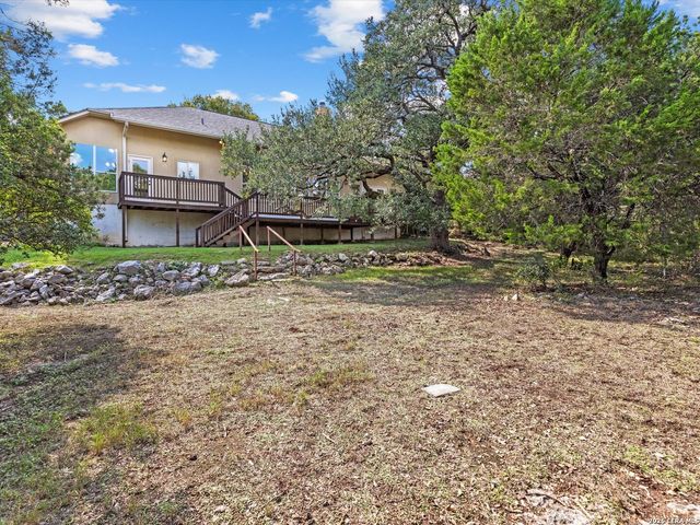 423 Elmwood, New Braunfels, TX 78130