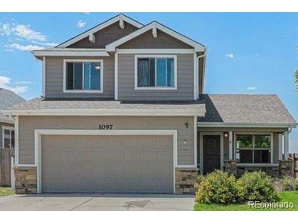 1097 Johnson St, Wiggins, CO 80654