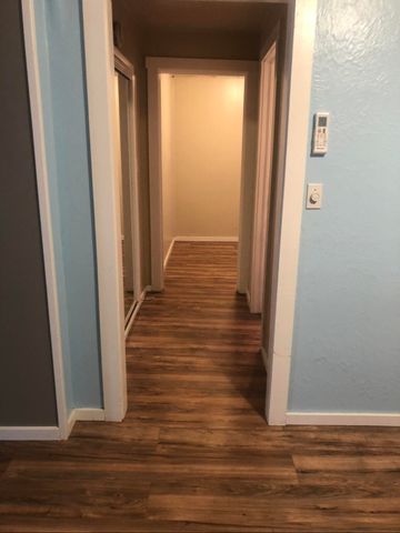 3251 Rogue River Highway, Grants Pass, OR 97527