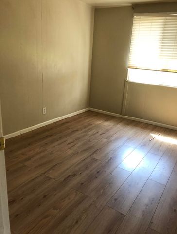 3251 Rogue River Highway, Grants Pass, OR 97527