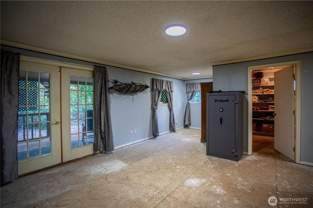 16549 Hickory Lane SE, Yelm, WA 98597
