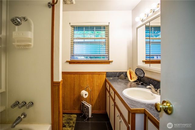 16549 Hickory Lane SE, Yelm, WA 98597