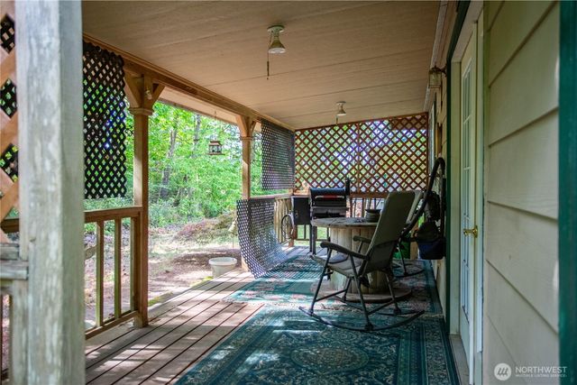 16549 Hickory Lane SE, Yelm, WA 98597