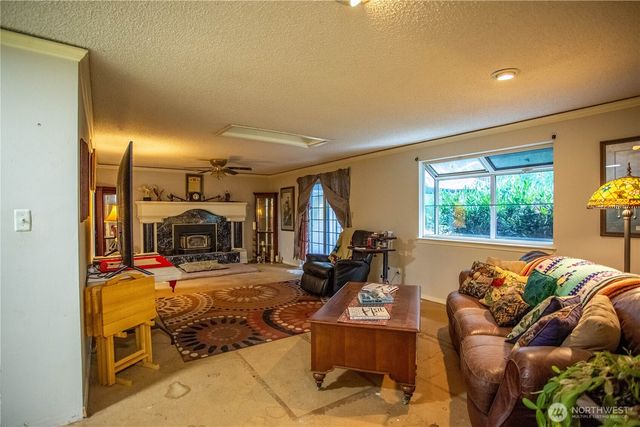 16549 Hickory Lane SE, Yelm, WA 98597