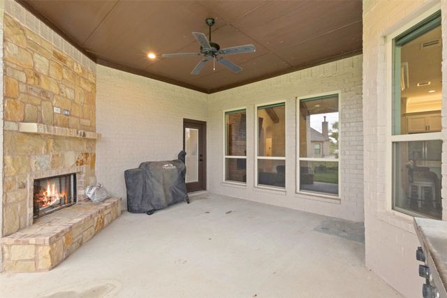 105 Clayton Crossing, Springtown, TX 76082