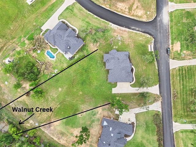 105 Clayton Crossing, Springtown, TX 76082